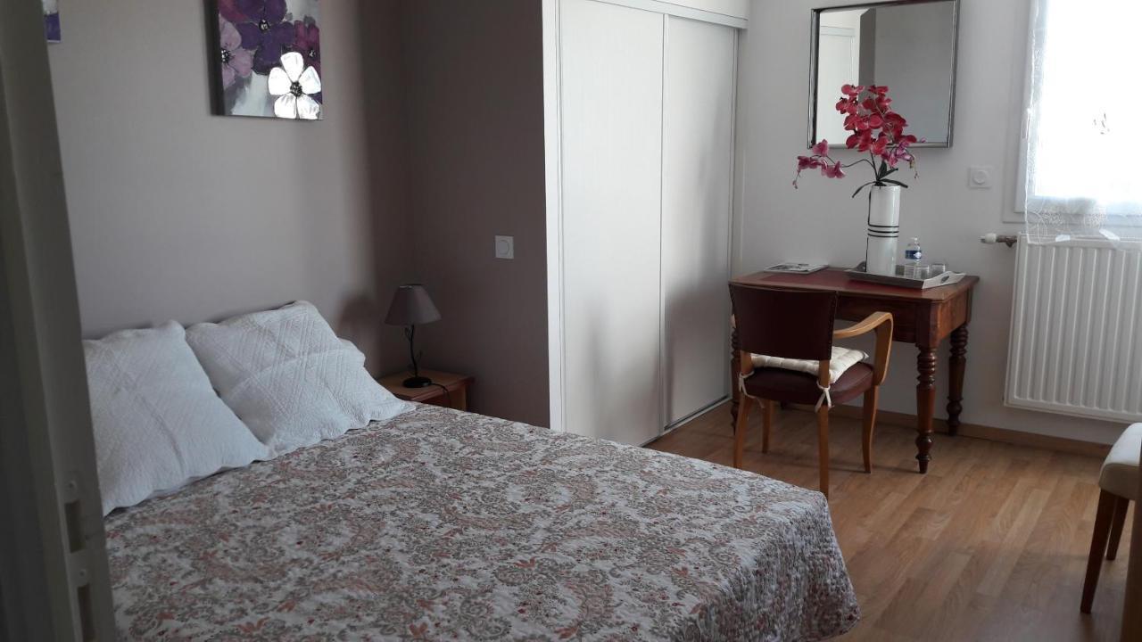 Chez Mt Et Jr Bed & Breakfast Vannes Exterior photo